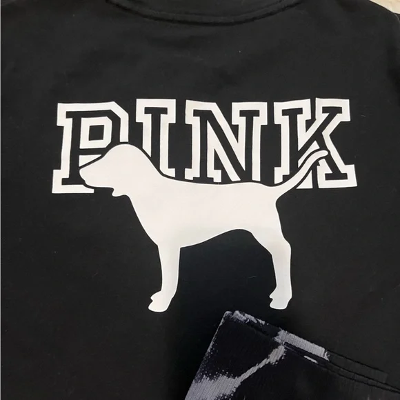 2 PIECE PINK VICTORIA’S SECRET BUNDLE TOP & LEGGINGS - Picture 13 of 13